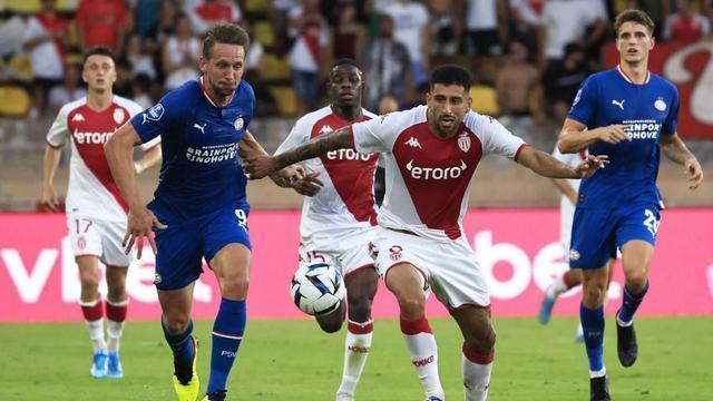 他在比赛的 他在比赛的