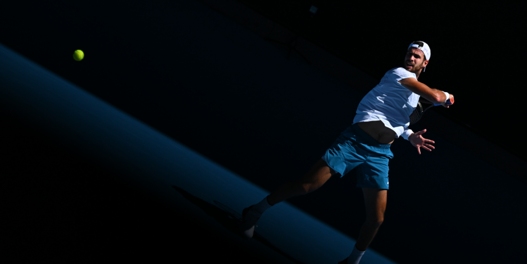 角与相机碰 角与相机碰