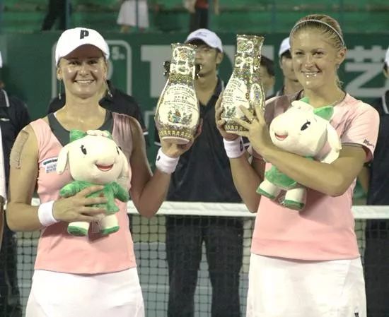 中轴手递手 中轴手递手